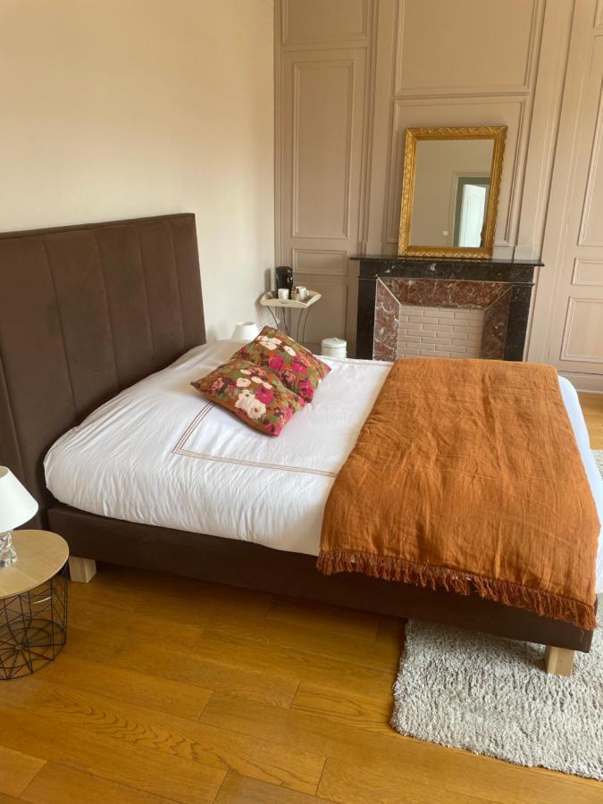 Le Logis D'Anne-Sophie Panzió Chuignolles Kültér fotó